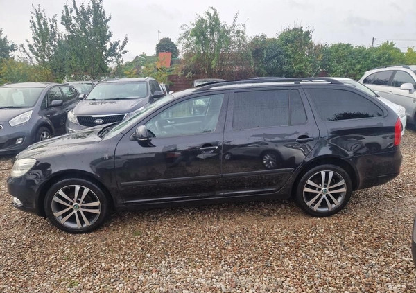 Skoda Octavia cena 22300 przebieg: 170000, rok produkcji 2012 z Mikołajki małe 121